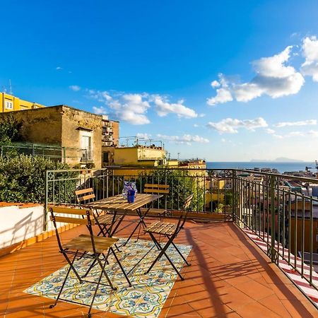 Villa Paola - Hidden Panoramic Garden And Terraces By Napoliapartments المظهر الخارجي الصورة