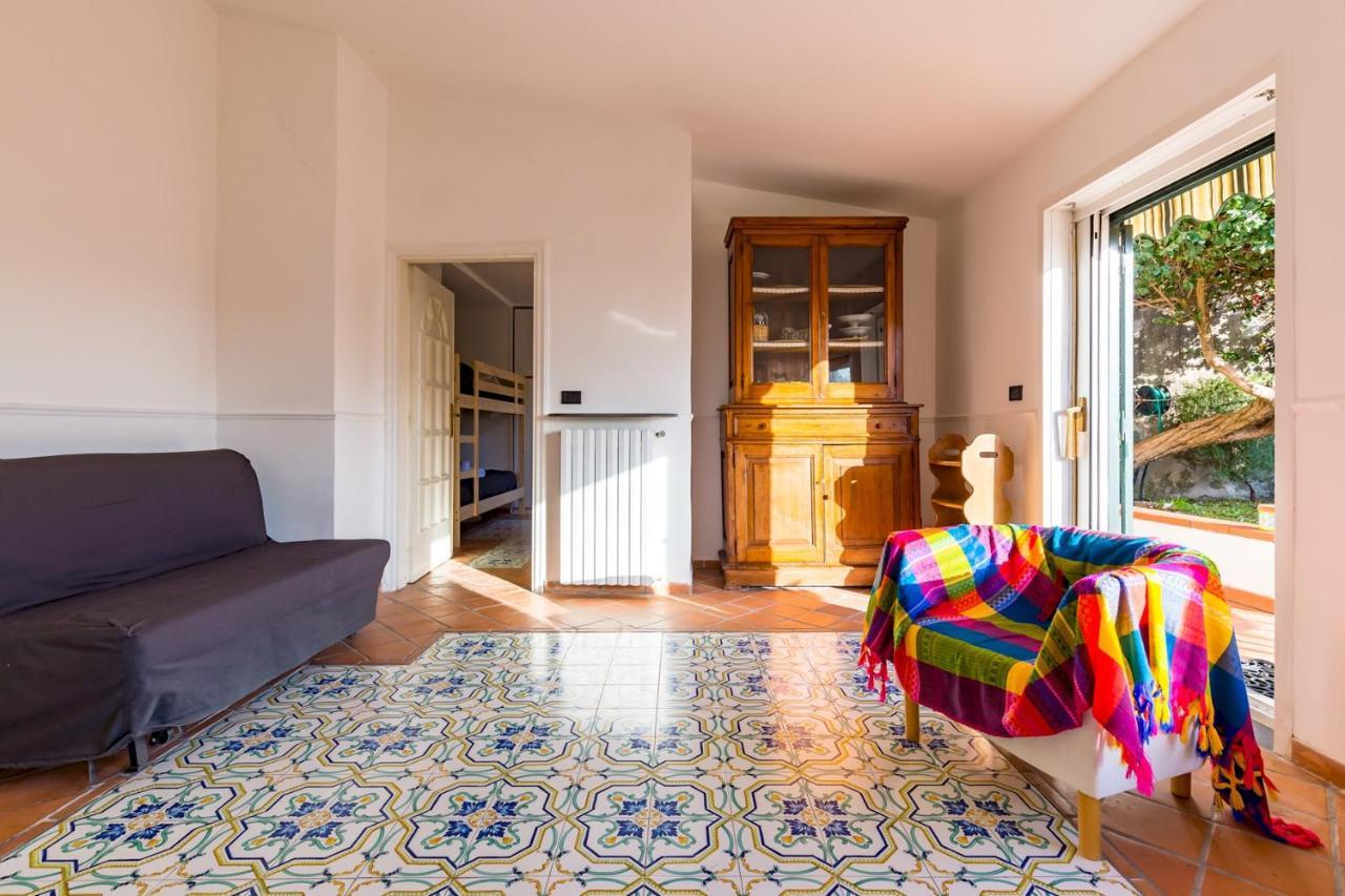 Villa Paola - Hidden Panoramic Garden And Terraces By Napoliapartments المظهر الخارجي الصورة