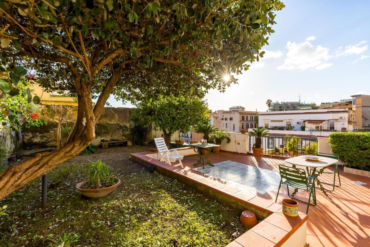 Villa Paola - Hidden Panoramic Garden And Terraces By Napoliapartments المظهر الخارجي الصورة