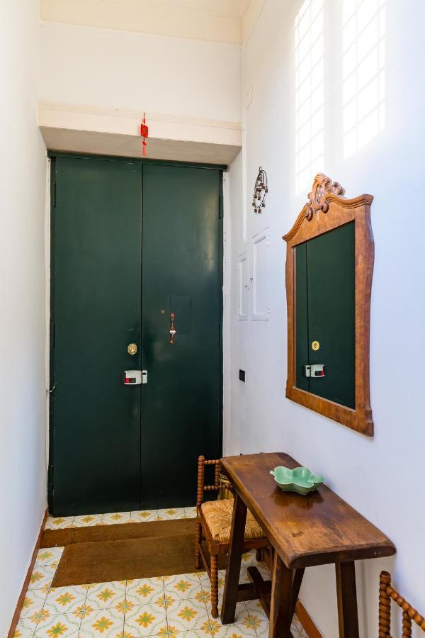 Villa Paola - Hidden Panoramic Garden And Terraces By Napoliapartments المظهر الخارجي الصورة
