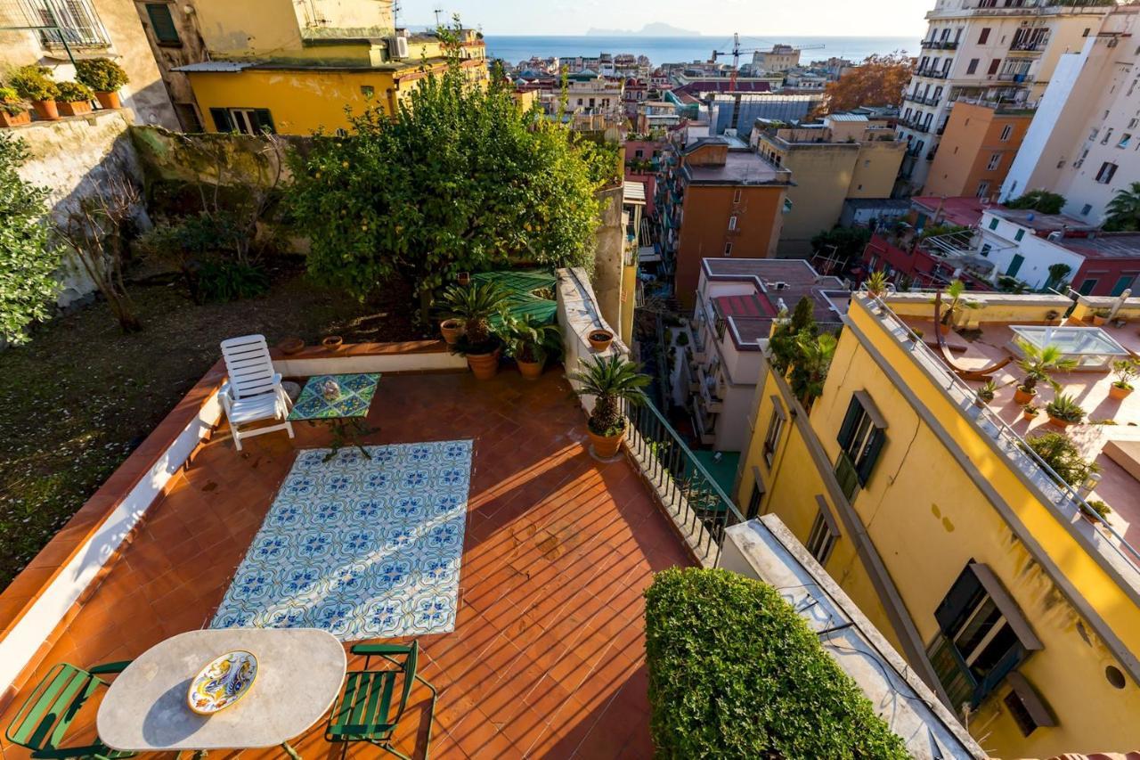 Villa Paola - Hidden Panoramic Garden And Terraces By Napoliapartments المظهر الخارجي الصورة
