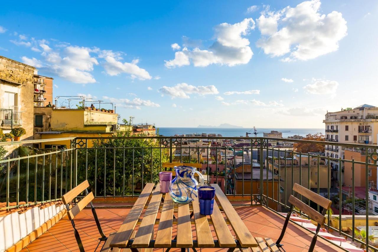 Villa Paola - Hidden Panoramic Garden And Terraces By Napoliapartments المظهر الخارجي الصورة
