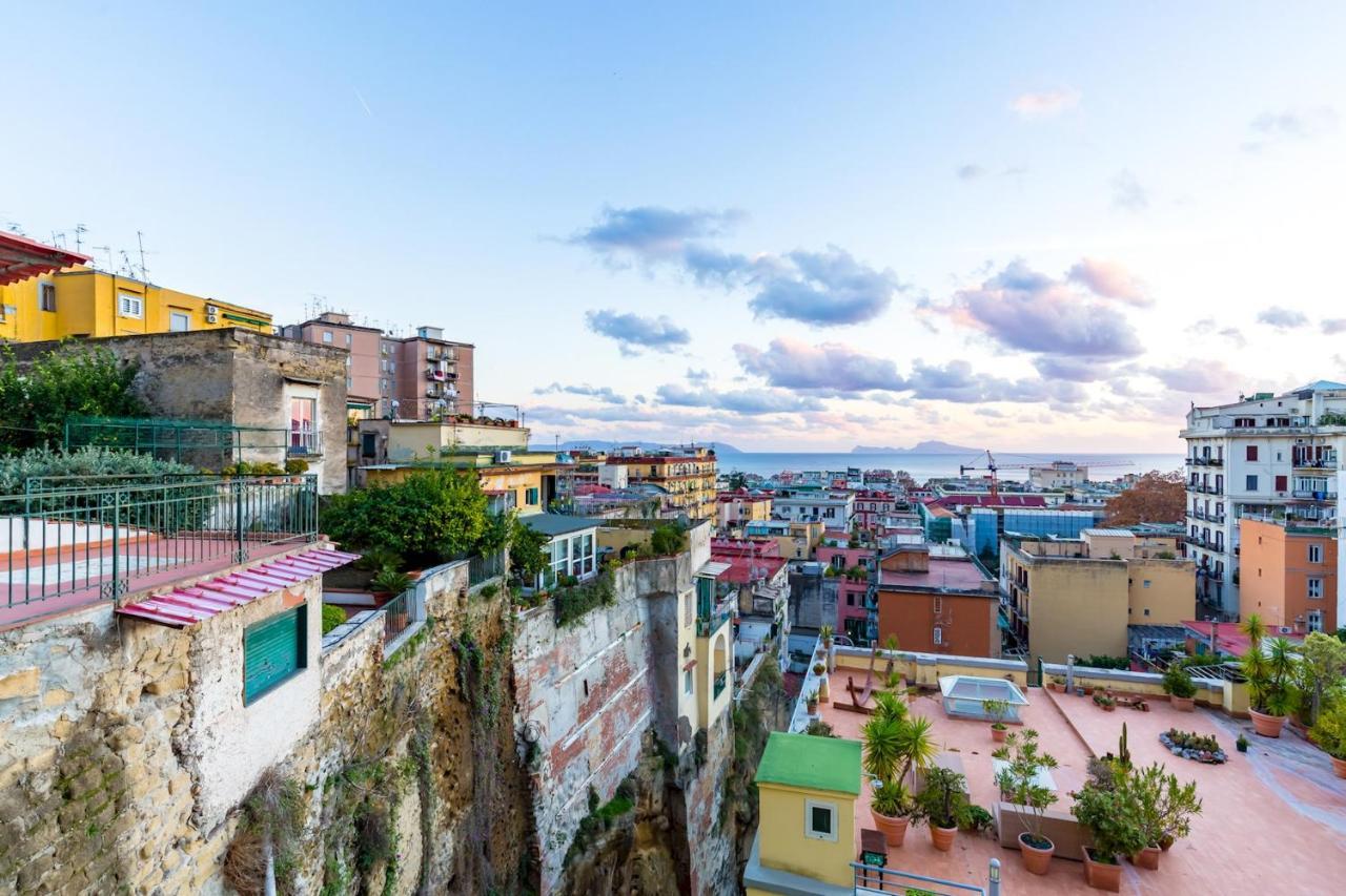 Villa Paola - Hidden Panoramic Garden And Terraces By Napoliapartments المظهر الخارجي الصورة