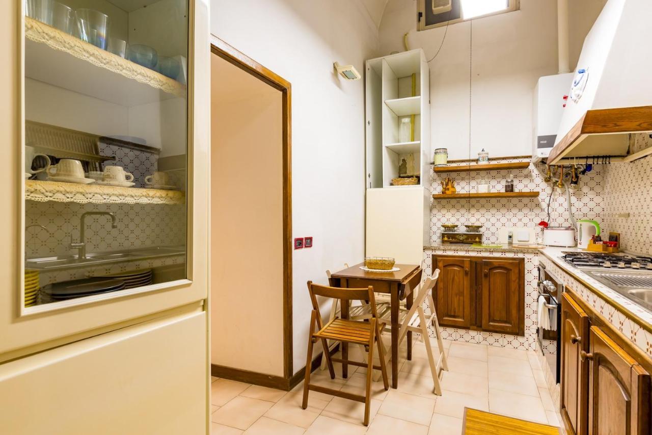 Villa Paola - Hidden Panoramic Garden And Terraces By Napoliapartments المظهر الخارجي الصورة